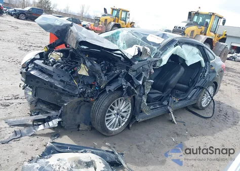 2014 Ford Focus Titanium from USA, damaged, VIN 1FADP3J27EL234873